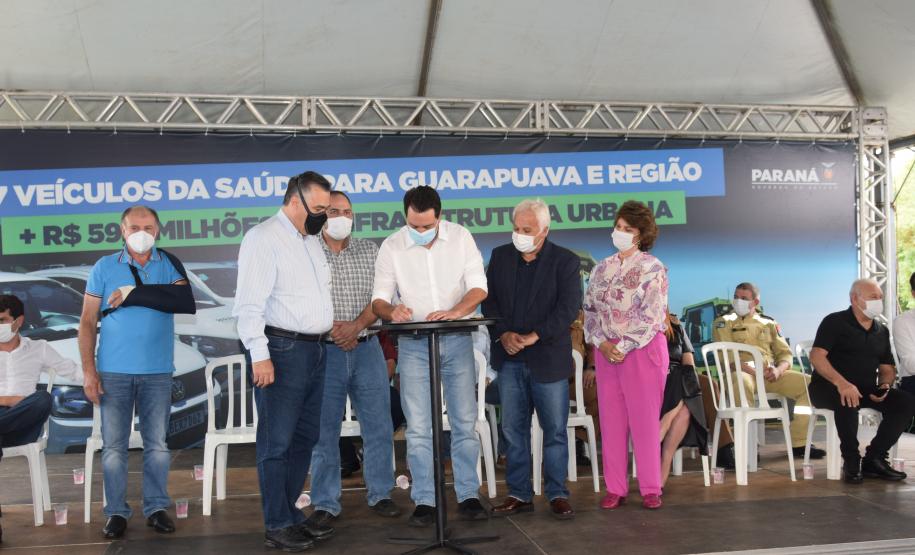 Governo entrega 67 veículos para Saúde de Guarapuava e Região