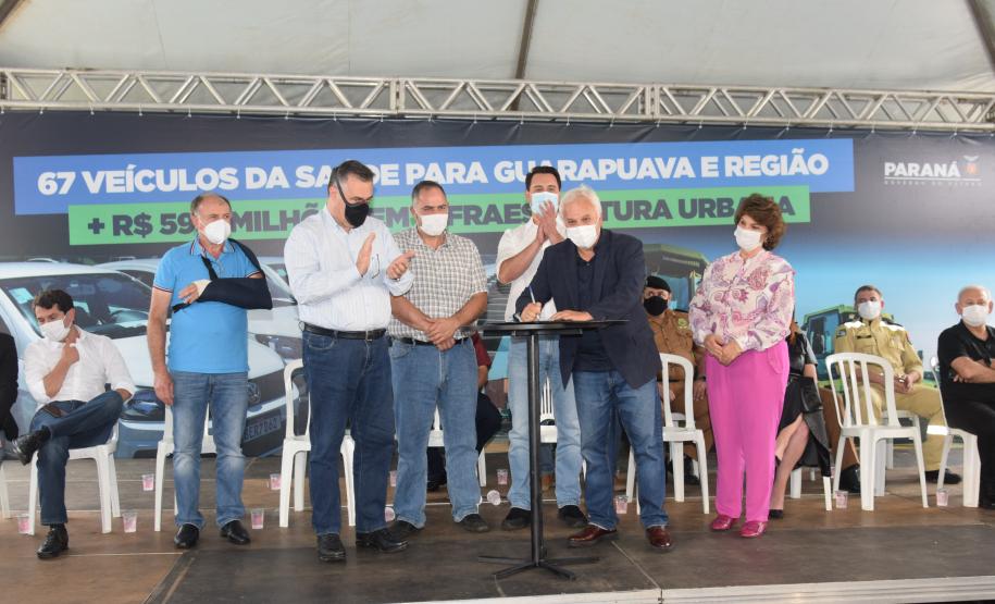 Governo entrega 67 veículos para Saúde de Guarapuava e Região