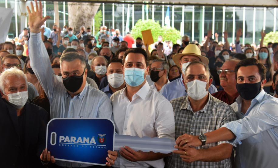 Governo entrega 67 veículos para Saúde de Guarapuava e Região