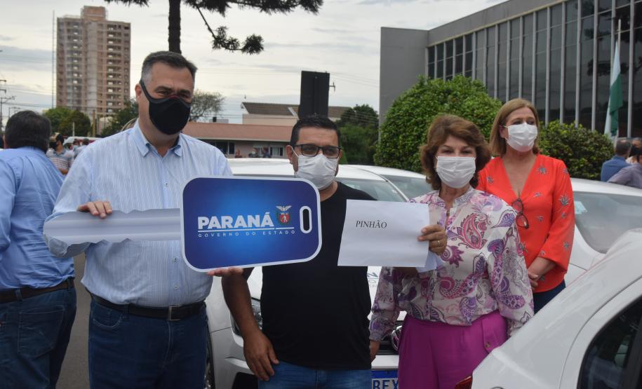 Governo entrega 67 veículos para Saúde de Guarapuava e Região