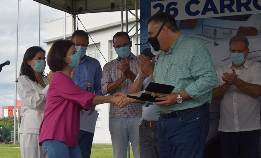 Estado entrega 26 veículos e assina convênio de R$ 5 milhões em Cianorte