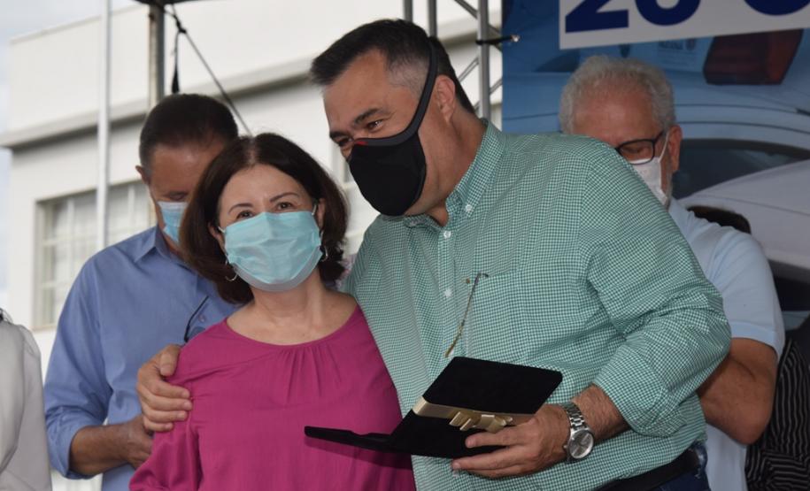 Estado entrega 26 veículos e assina convênio de R$ 5 milhões em Cianorte