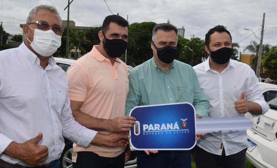 Estado entrega 26 veículos e assina convênio de R$ 5 milhões em Cianorte