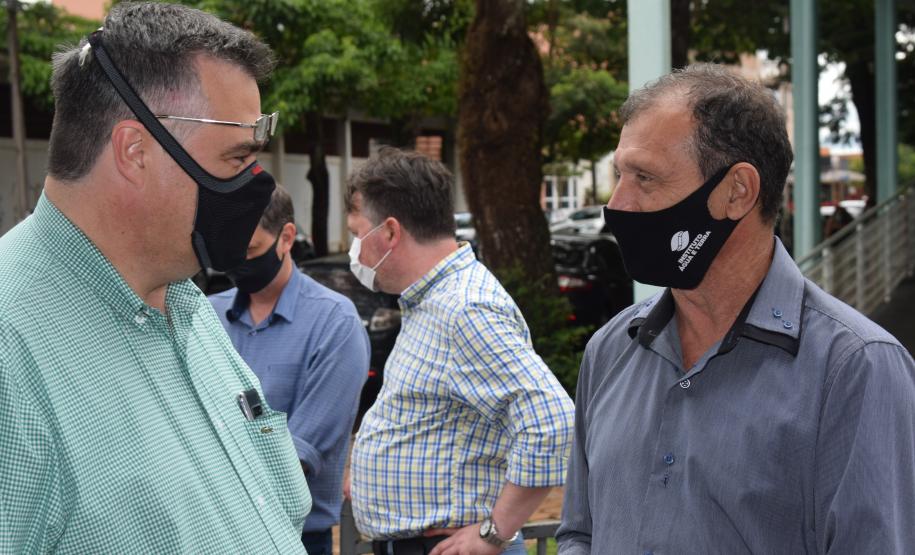 Secretário participa da 2ª etapa do projeto pioneiro da Pfizer de vacinação de adolescentes em Toledo