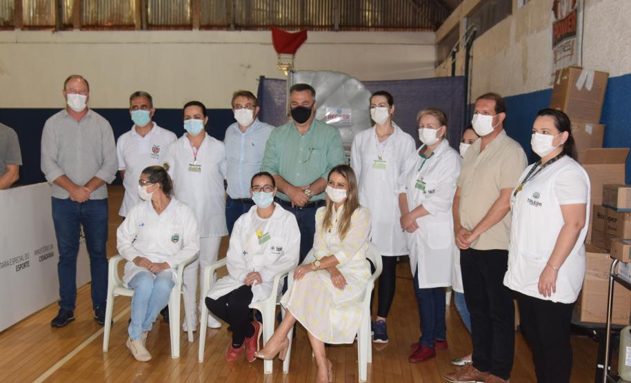 Secretário participa da 2ª etapa do projeto pioneiro da Pfizer de vacinação de adolescentes em Toledo