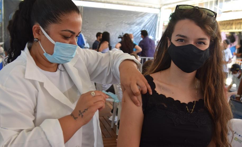Paraná e Ministérios da Saúde do Brasil e Paraguai realizam testagem e vacinação na fronteira