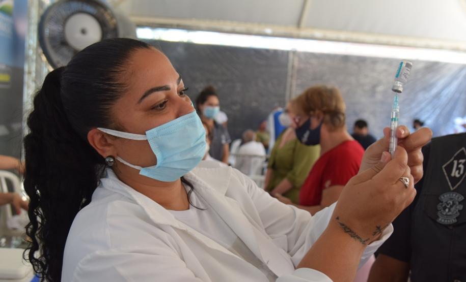 Paraná e Ministérios da Saúde do Brasil e Paraguai realizam testagem e vacinação na fronteira