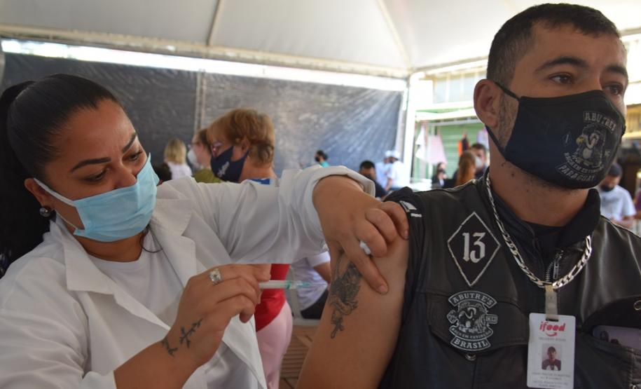 Paraná e Ministérios da Saúde do Brasil e Paraguai realizam testagem e vacinação na fronteira