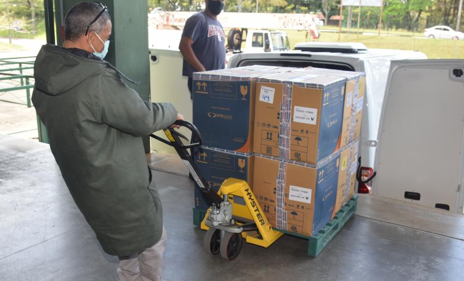 Estado recebe novas doses de vacinas contra a Covid-19 para adolescentes