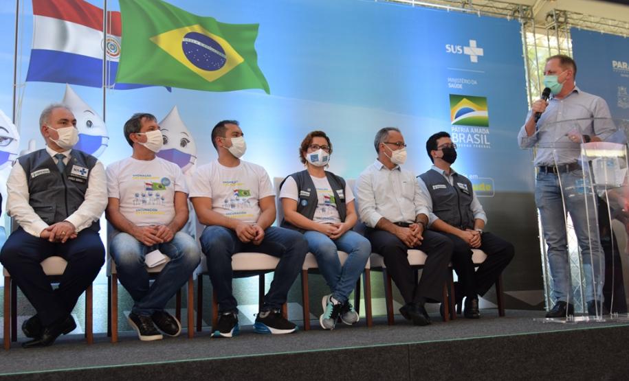 Paraná e Ministérios da Saúde do Brasil e Paraguai realizam testagem e vacinação na fronteira