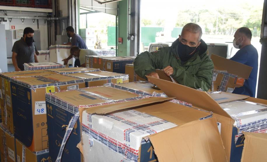 Estado recebe novas doses de vacinas contra a Covid-19 para adolescentes