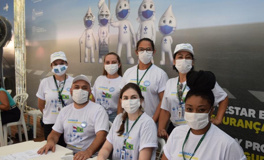 Paraná e Ministérios da Saúde do Brasil e Paraguai realizam testagem e vacinação na fronteira