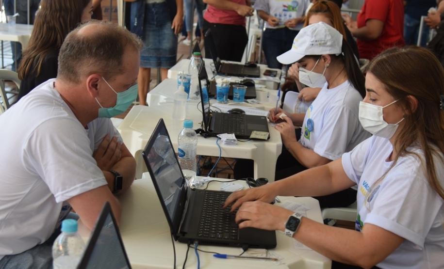 Paraná e Ministérios da Saúde do Brasil e Paraguai realizam testagem e vacinação na fronteira