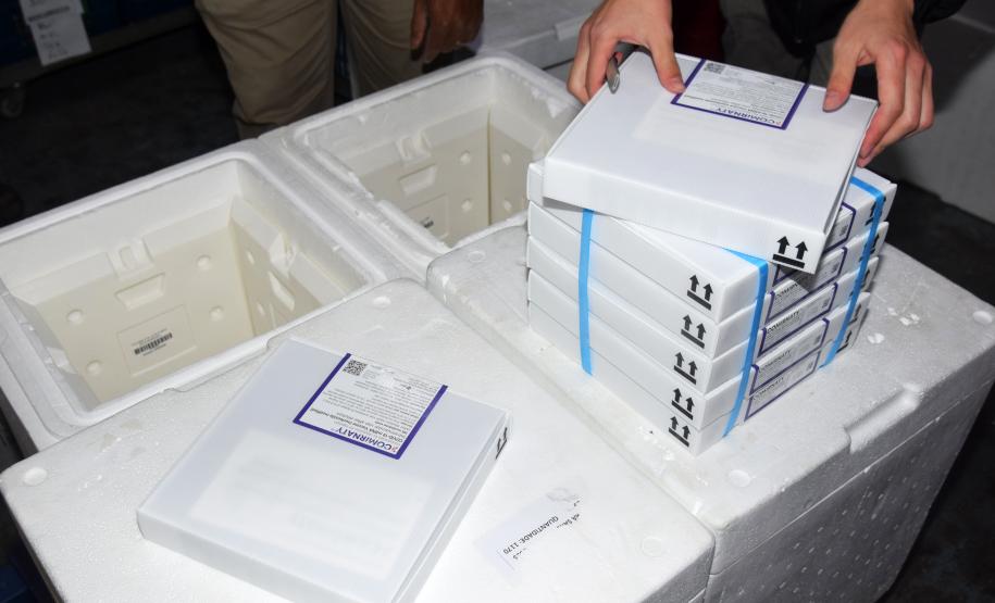 Semana inicia com a chegada de 161.460 novas doses de vacinas contra a Covid-19