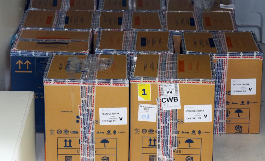 Estado recebe mais de 67,8 mil vacinas contra a Covid-19 nesta terça