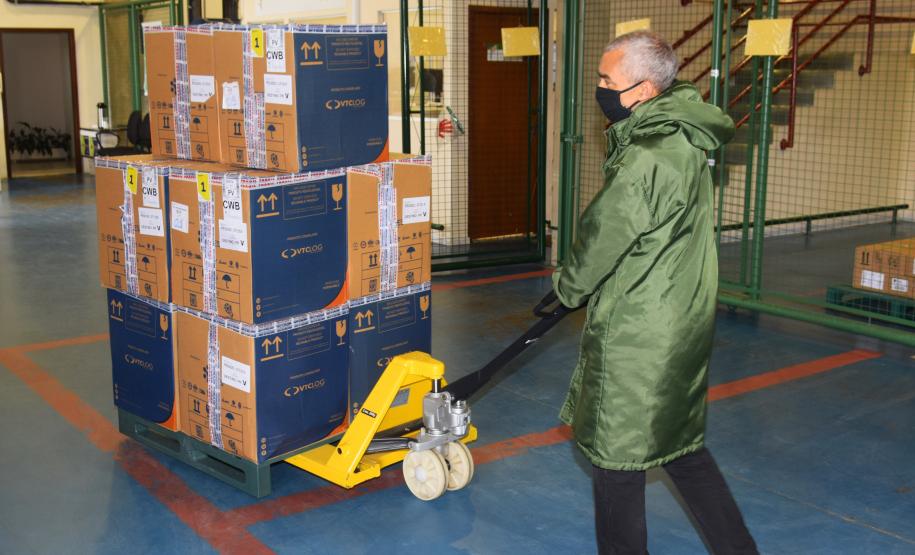 Estado recebe mais de 67,8 mil vacinas contra a Covid-19 nesta terça