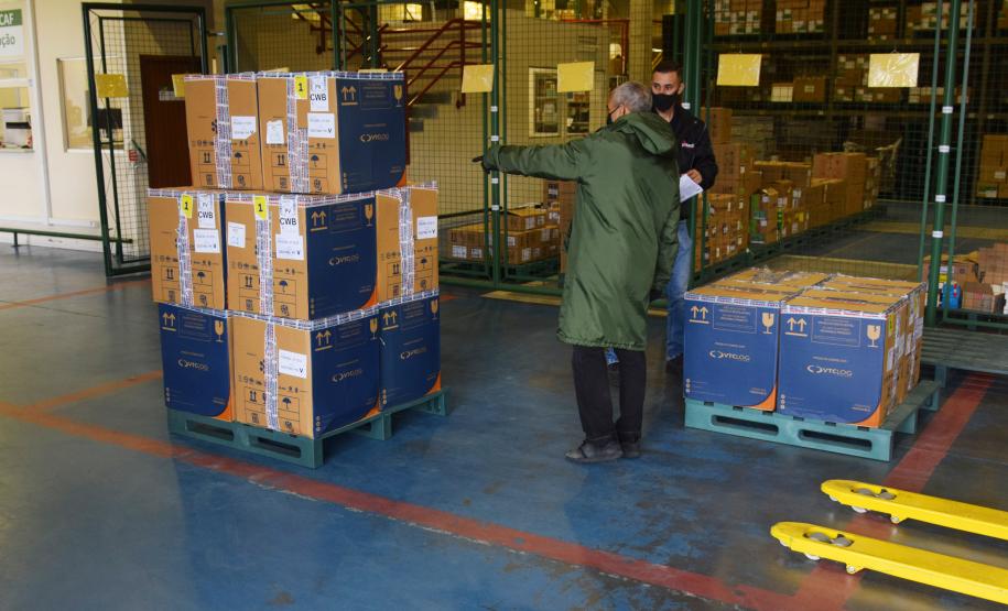 Estado recebe mais de 67,8 mil vacinas contra a Covid-19 nesta terça