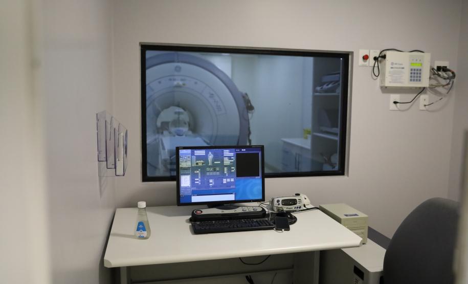 Santa Casa de Curitiba recebe equipamento de última geração