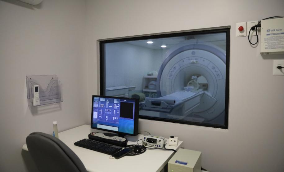 Santa Casa de Curitiba recebe equipamento de última geração