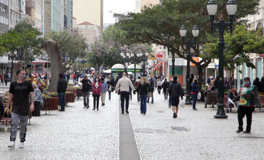 Com melhora dos indicadores, Governo do Estado suspende decretos com medidas restritivas