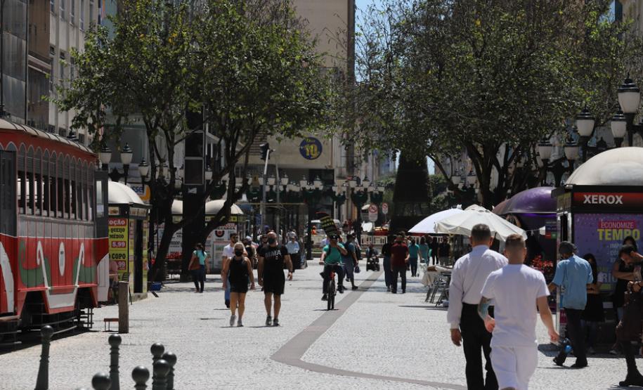 Com melhora dos indicadores, Governo do Estado suspende decretos com medidas restritivas