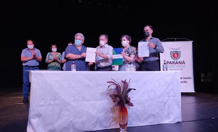 Em dois dias, 115 municípios do Paraná já assinaram a participação no PlanificaSUS