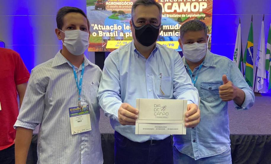 Ações de enfrentamento da pandemia no Paraná são apresentadas para legisladores municipais do Oeste