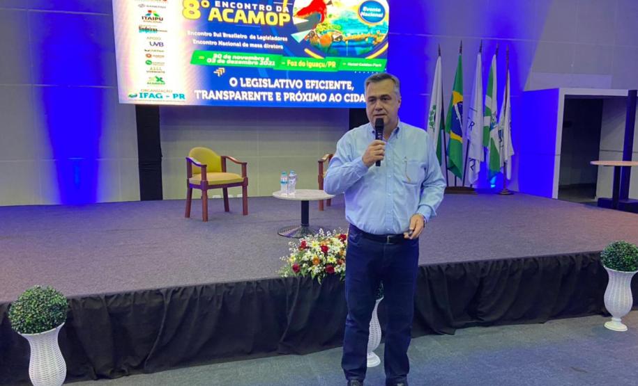 Ações de enfrentamento da pandemia no Paraná são apresentadas para legisladores municipais do Oeste
