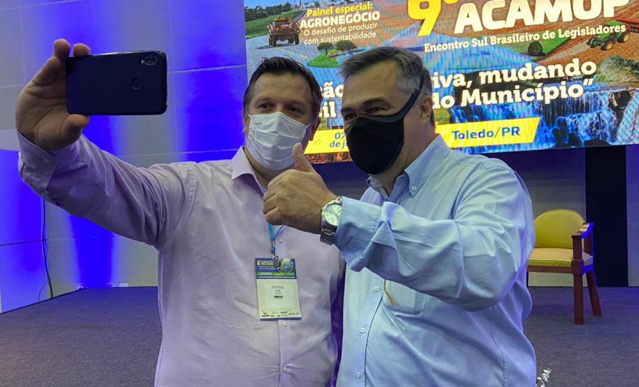 Ações de enfrentamento da pandemia no Paraná são apresentadas para legisladores municipais do Oeste