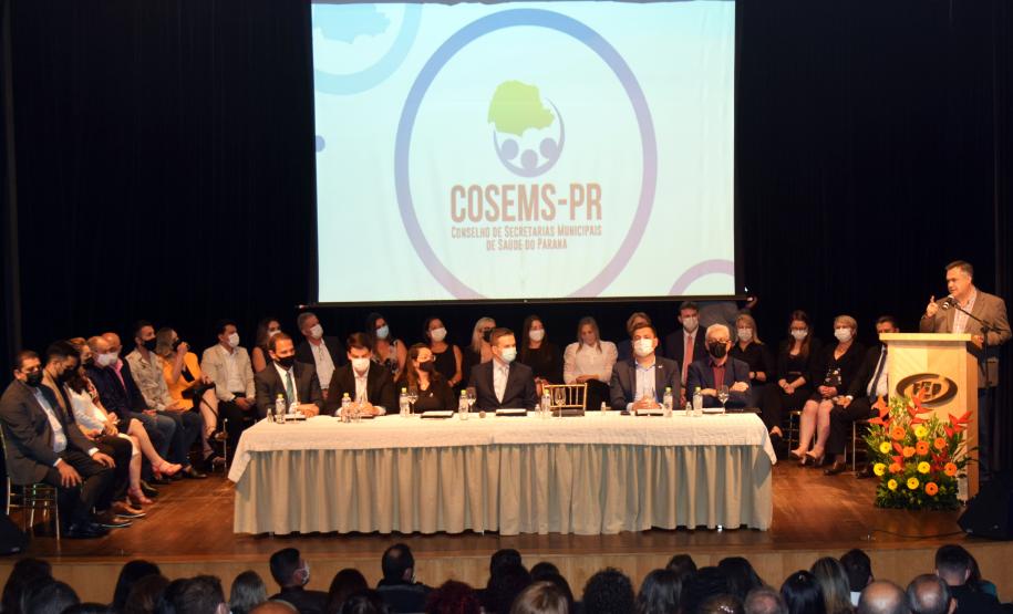 Secretário agradece parceria com os municípios na posse da nova diretoria do Cosems