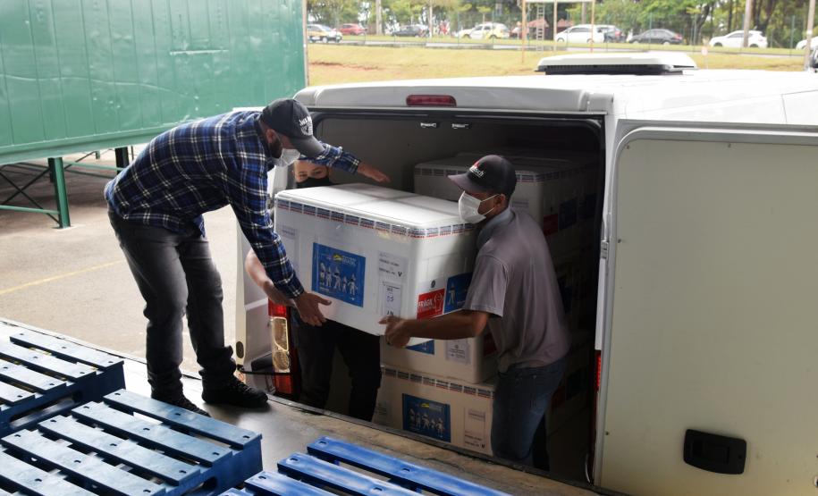 A Secretaria de Estado da Saúde (Sesa) recebeu nesta quarta-feira (8) mais 240.548 vacinas contra a Covid-19.