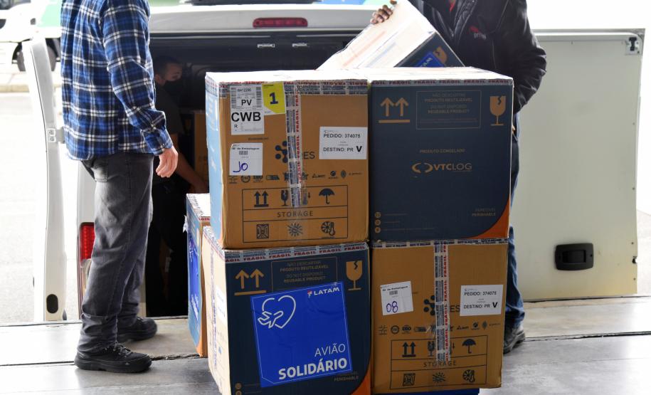 A Secretaria de Estado da Saúde (Sesa) recebeu nesta quarta-feira (8) mais 240.548 vacinas contra a Covid-19.