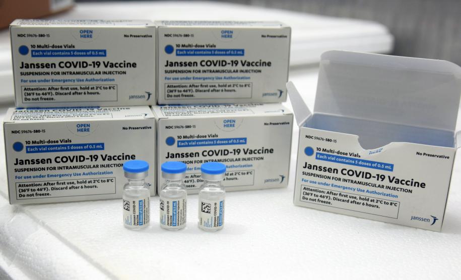 A Secretaria de Estado da Saúde (Sesa) recebeu nesta quarta-feira (8) mais 240.548 vacinas contra a Covid-19.