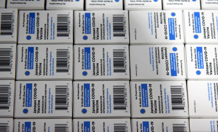 A Secretaria de Estado da Saúde (Sesa) recebeu nesta quarta-feira (8) mais 240.548 vacinas contra a Covid-19.