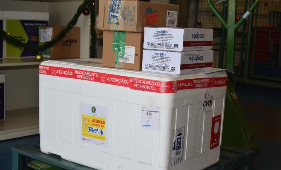 Saúde distribui mais de 260 mil vacinas contra a Covid-19 nesta terça-feira