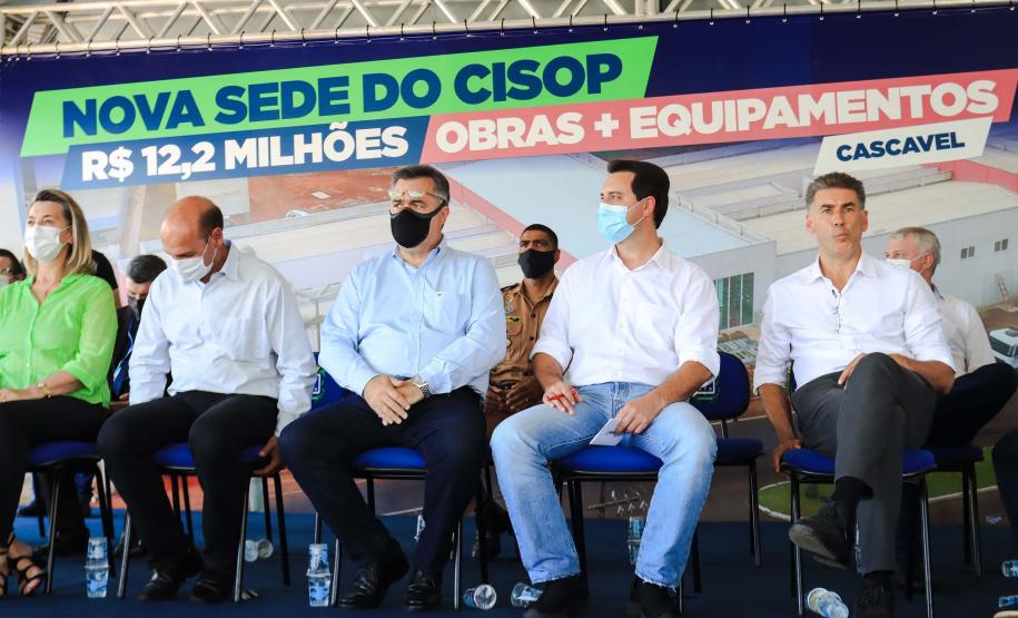 Governador inaugura nova sede do Cisop, que atende até 20 mil consultas por mês no Oeste