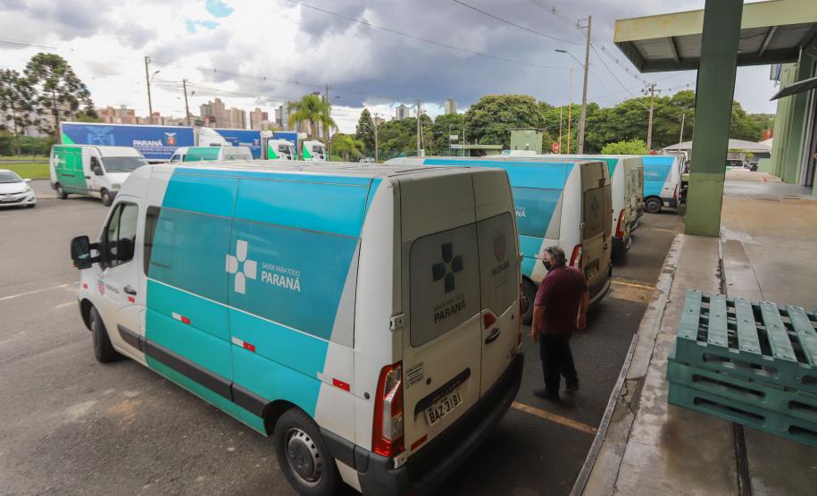 Paraná recebe primeiro lote com 65 mil vacinas contra a Covid-19 para crianças
