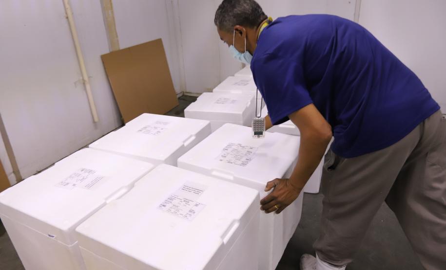 Saúde recebe maior remessa de vacinas contra a Covid-19 desde o início da campanha de vacinação