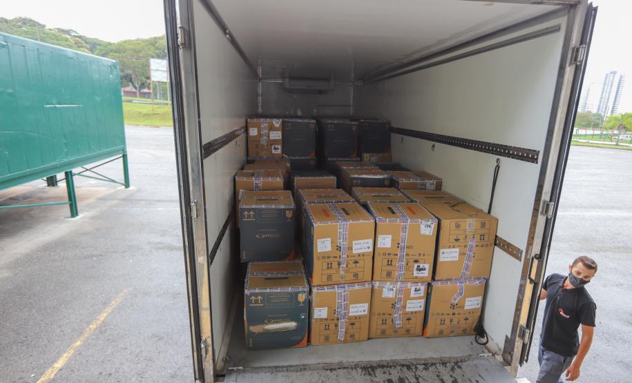 Saúde recebe maior remessa de vacinas contra a Covid-19 desde o início da campanha de vacinação