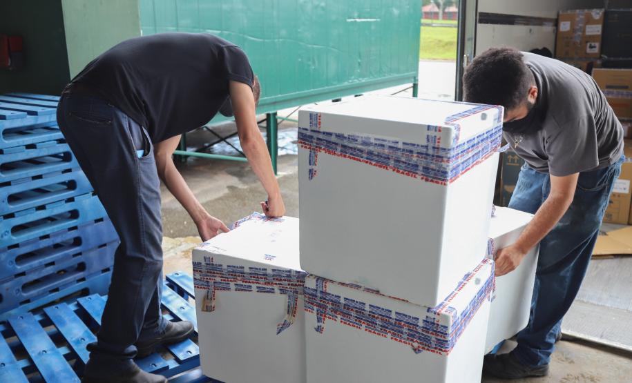 Saúde recebe maior remessa de vacinas contra a Covid-19 desde o início da campanha de vacinação