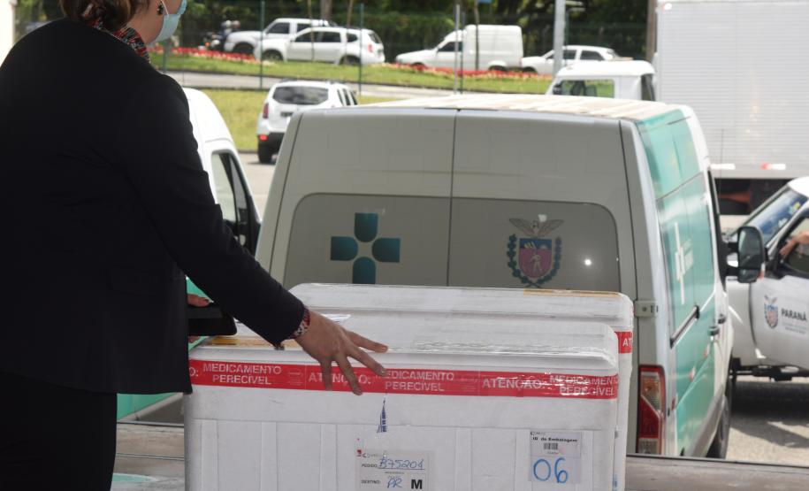 Saúde inicia semana com distribuição de mais 121 mil vacinas contra a Covid-19