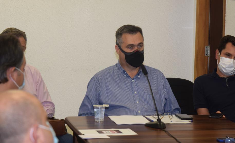 Secretário discute novas ações de apoio aos municípios do Litoral