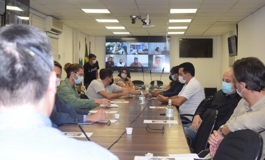 Secretário discute novas ações de apoio aos municípios do Litoral