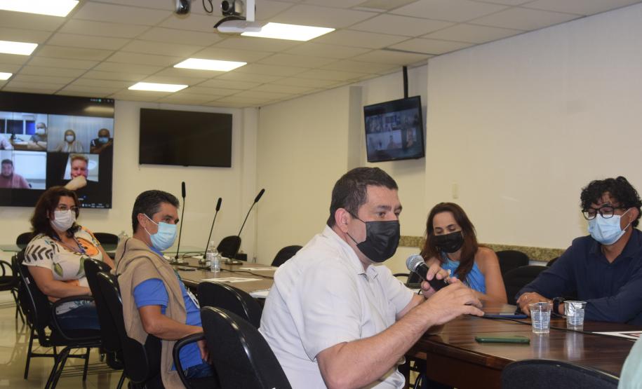 Secretário discute novas ações de apoio aos municípios do Litoral