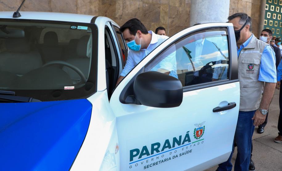 Governador entrega 42 caminhonetes para reforçar trabalho de vigilância ambiental