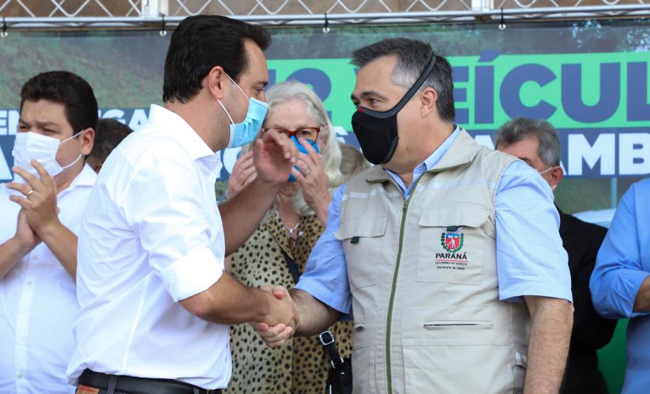 Governador entrega 42 caminhonetes para reforçar trabalho de vigilância ambiental