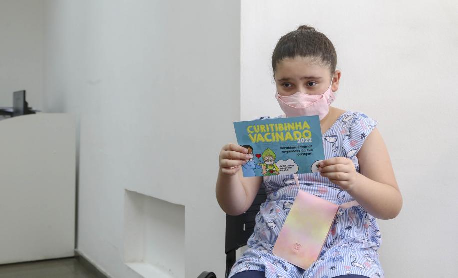 Secretário acompanha vacinação infantil contra a Covid-19 em Curitiba