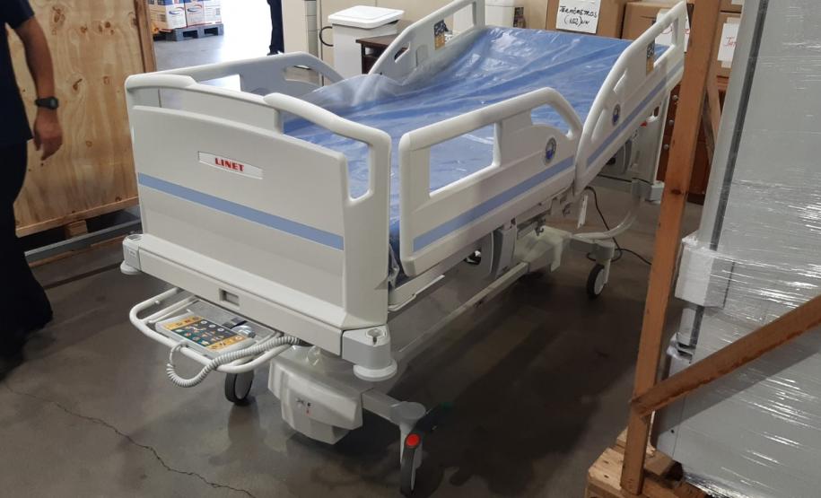 Saúde recebe doação de camas hospitalares de empresa tcheca