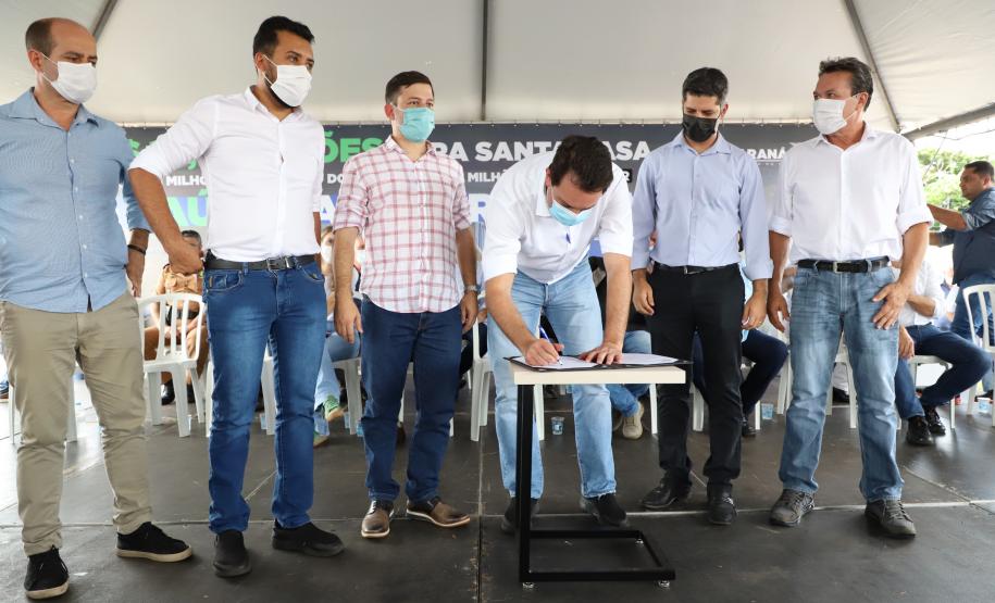 Parceria entre Estado e municípios garante R$ 14 milhões à unidade Morumbi da Santa Casa de Paranavaí