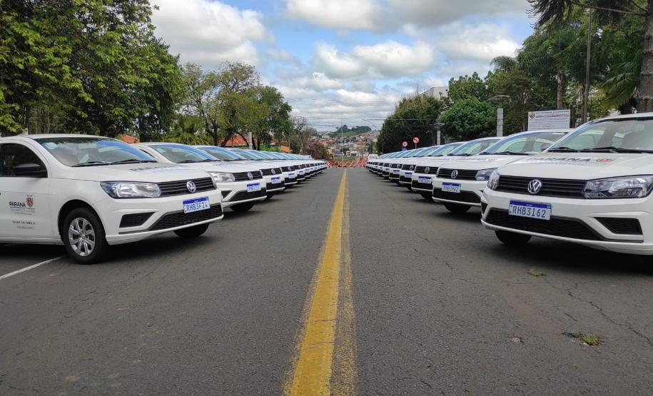 Saúde entrega novos veículos para a região de Telêmaco Borba e autoriza R$ 3,9 milhões em investimentos